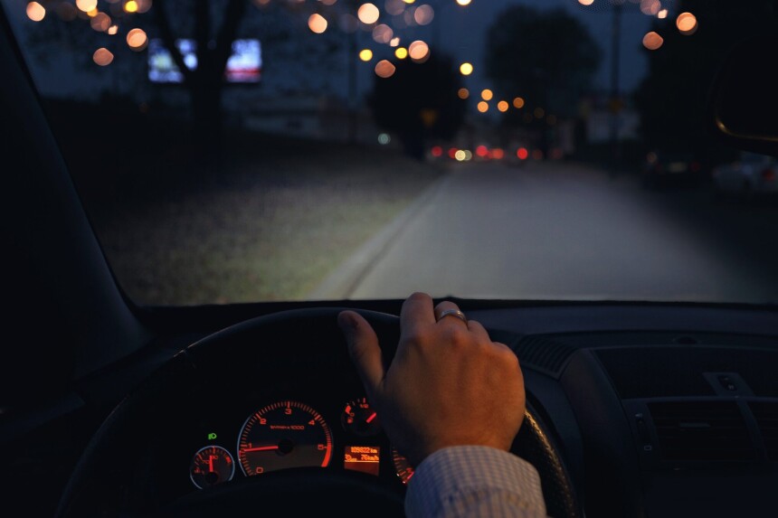 conducir de noche de forma segura